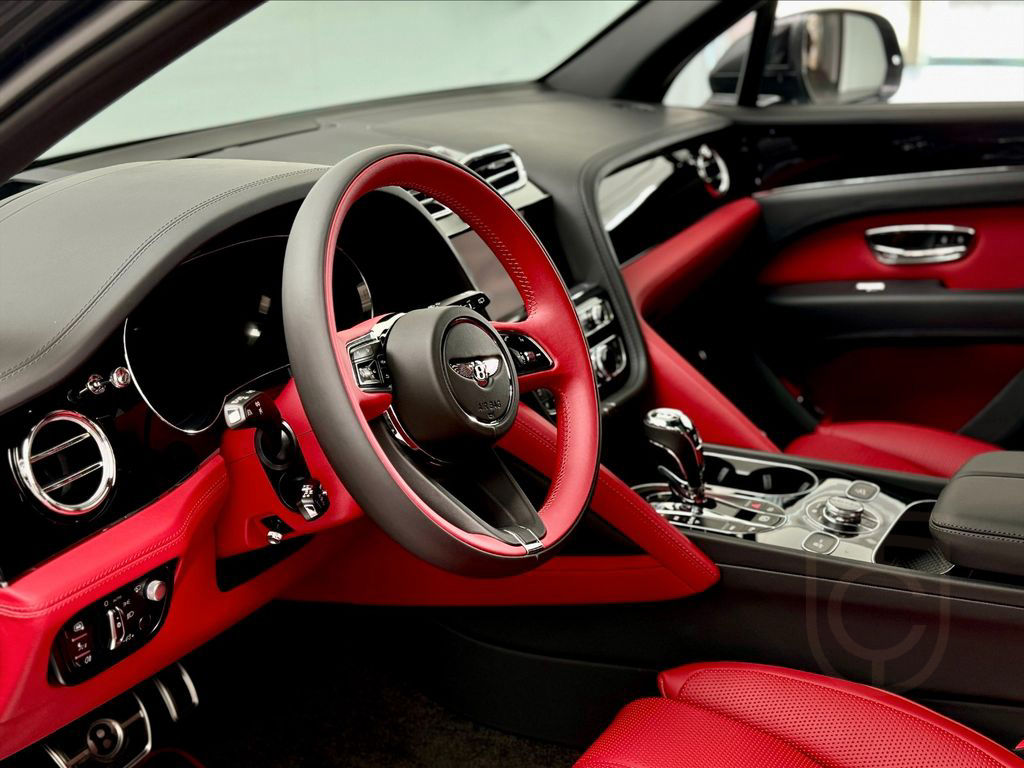 Bentley Bentayga 4.0 V8 EWB 4WD Autom.