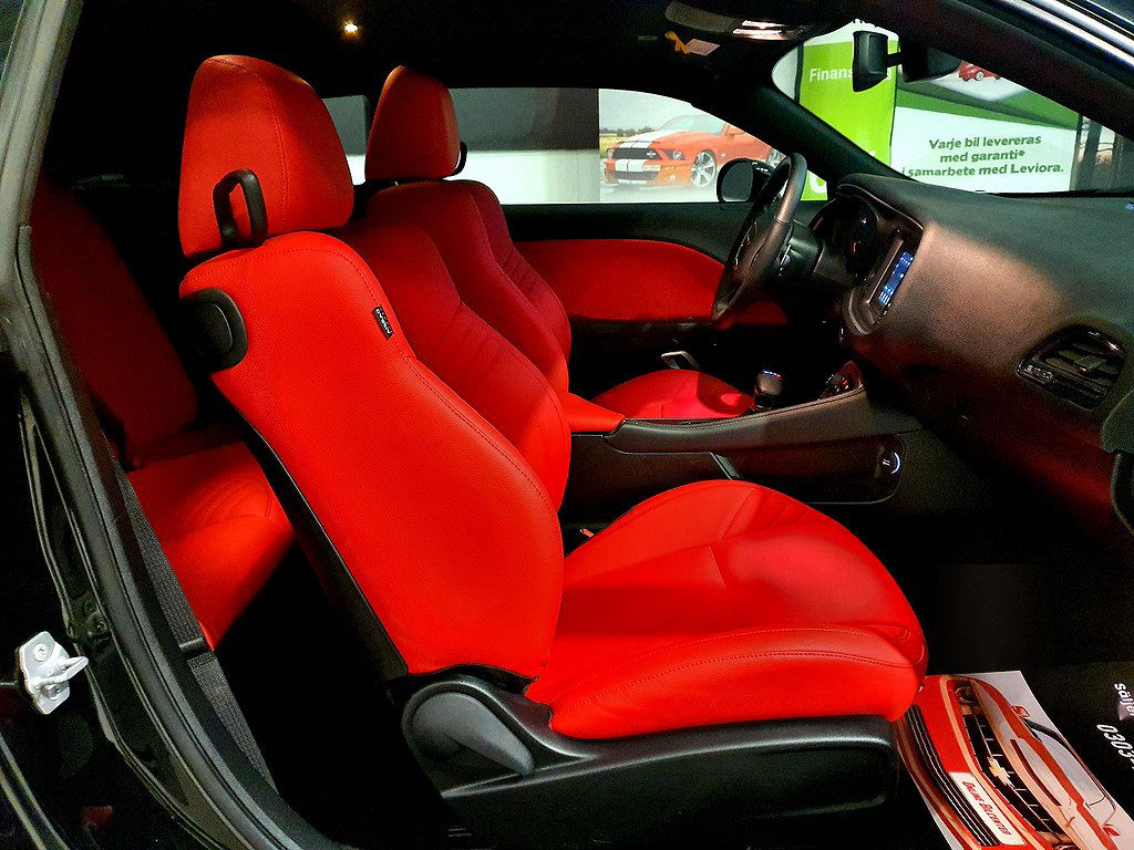 Dodge Challenger  5.7 V8 HEMI (381hk) Mycket fräck Muskelbil