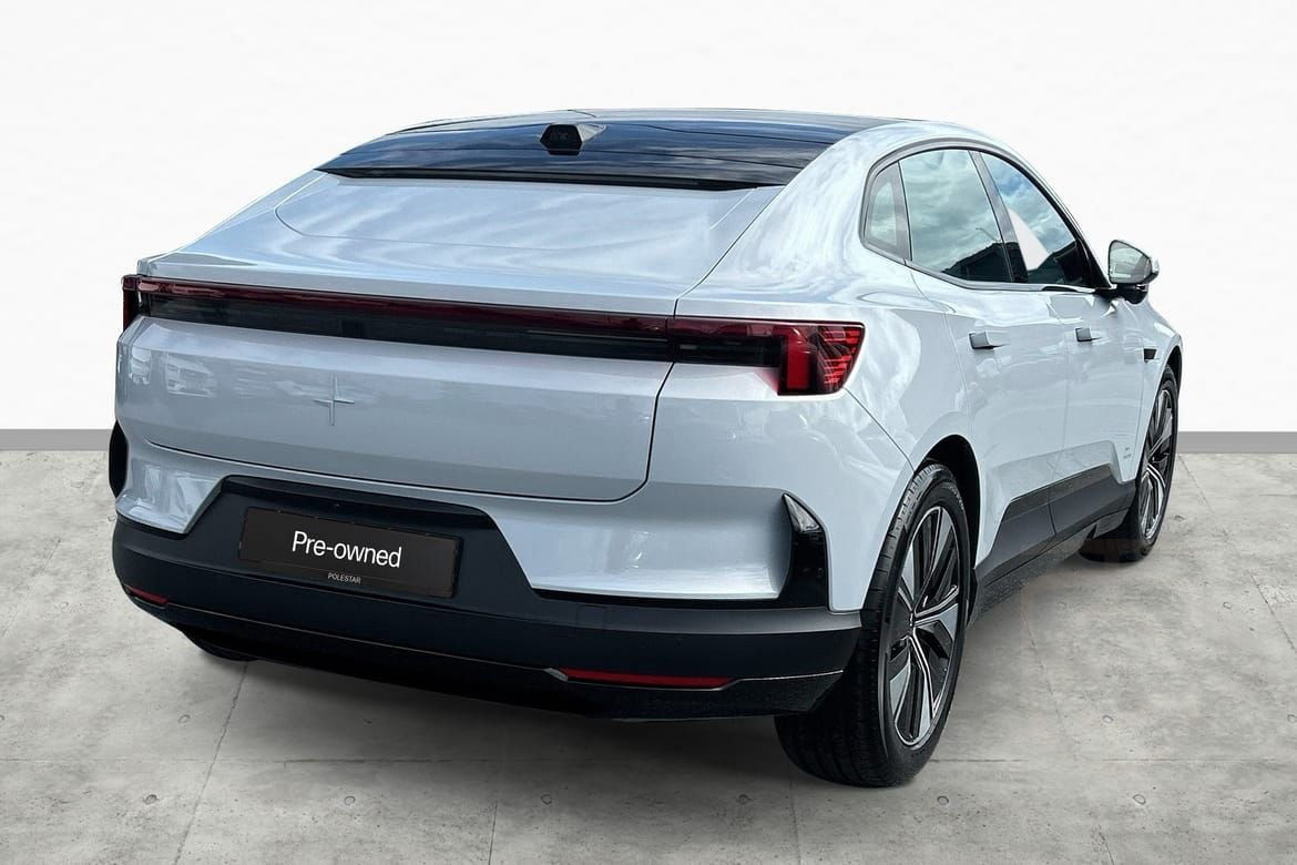Polestar 4 Long Range Single Motor Plus Pilot