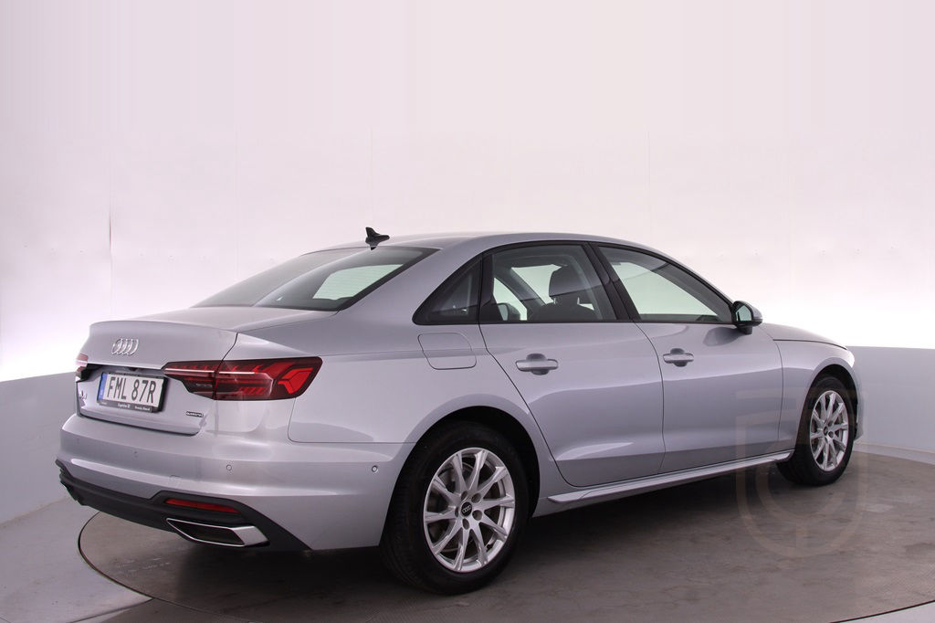 Audi A4 Sedan 40 TDI quattro