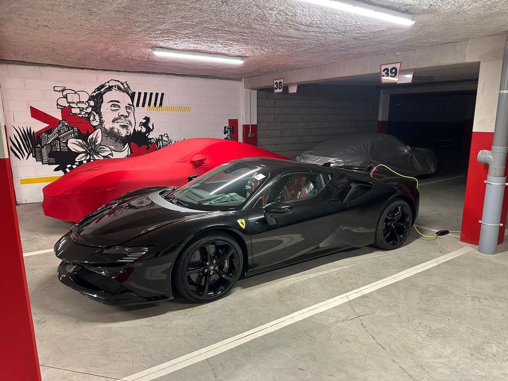 Ferrari SF90 Spider#Carbon#voll#UPE<595.000,-Euro%%%%