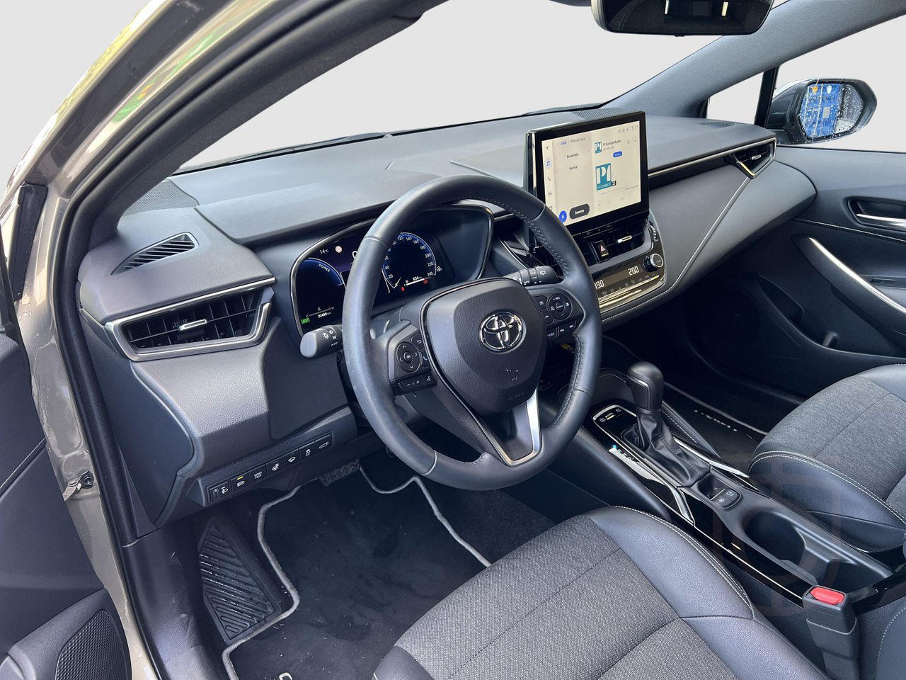 Toyota Corolla 1.8 Hybrid TS Style Pluspaket Vinterhjul