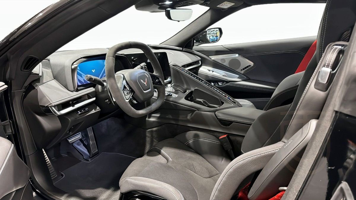 Chevrolet Corvette C8 STINGRAY COUPE 2LT