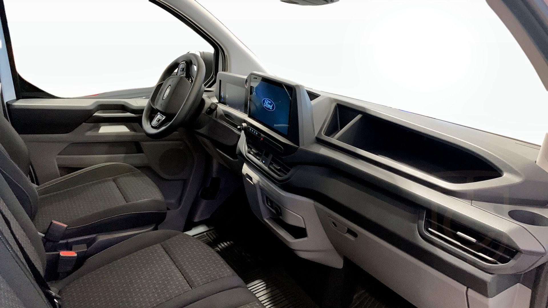 Ford E-Transit Custom 320