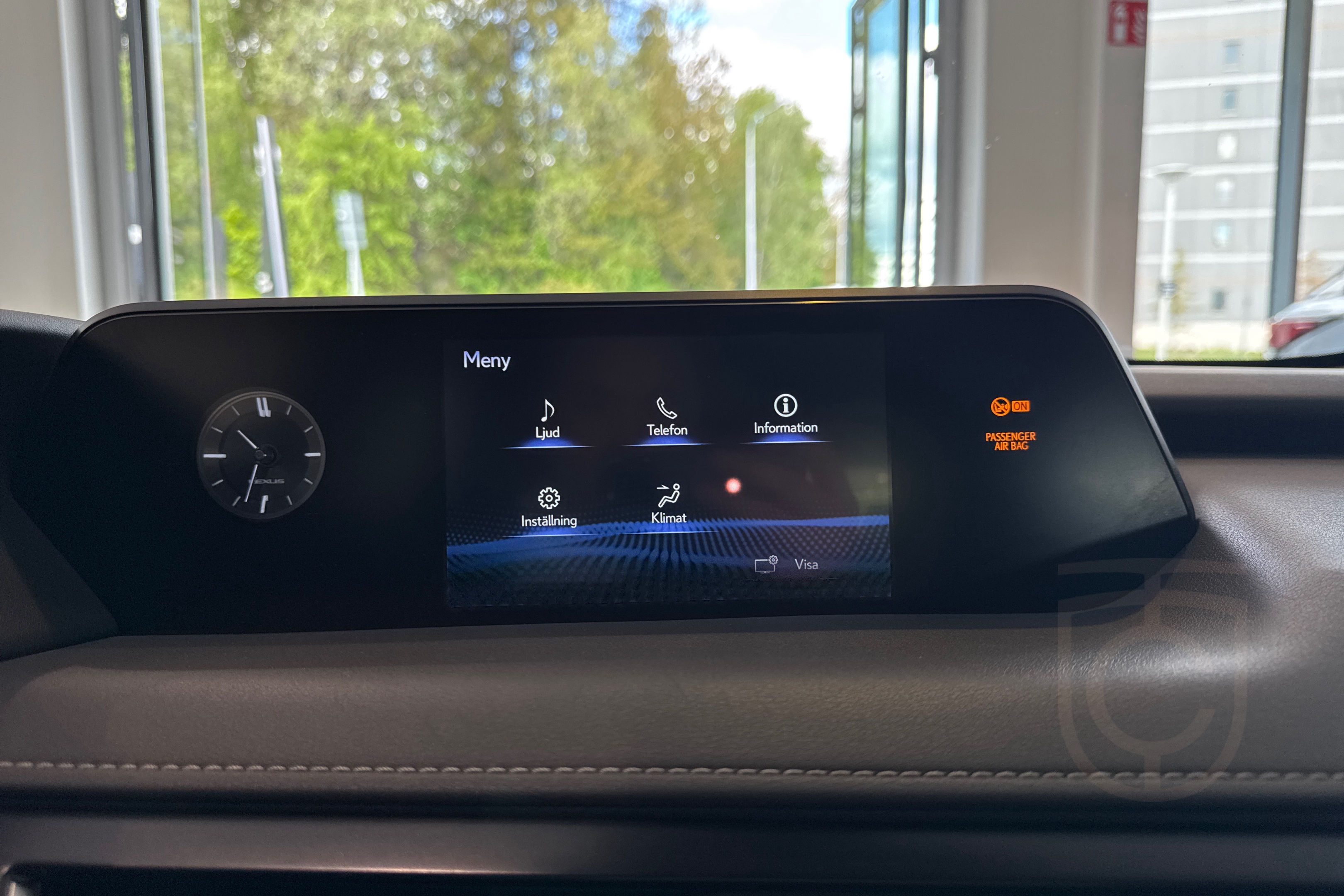 Lexus UX 250h