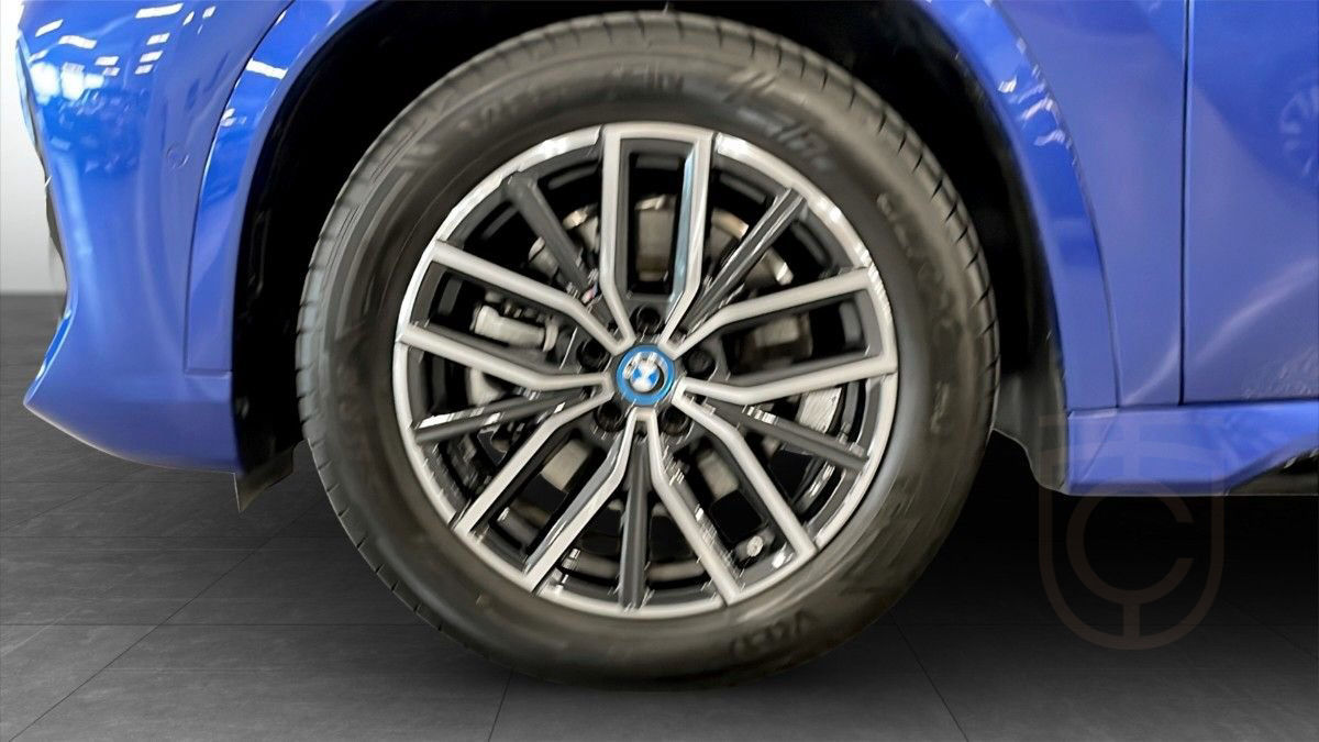 BMW iX1 xDrive30 230kW 2024