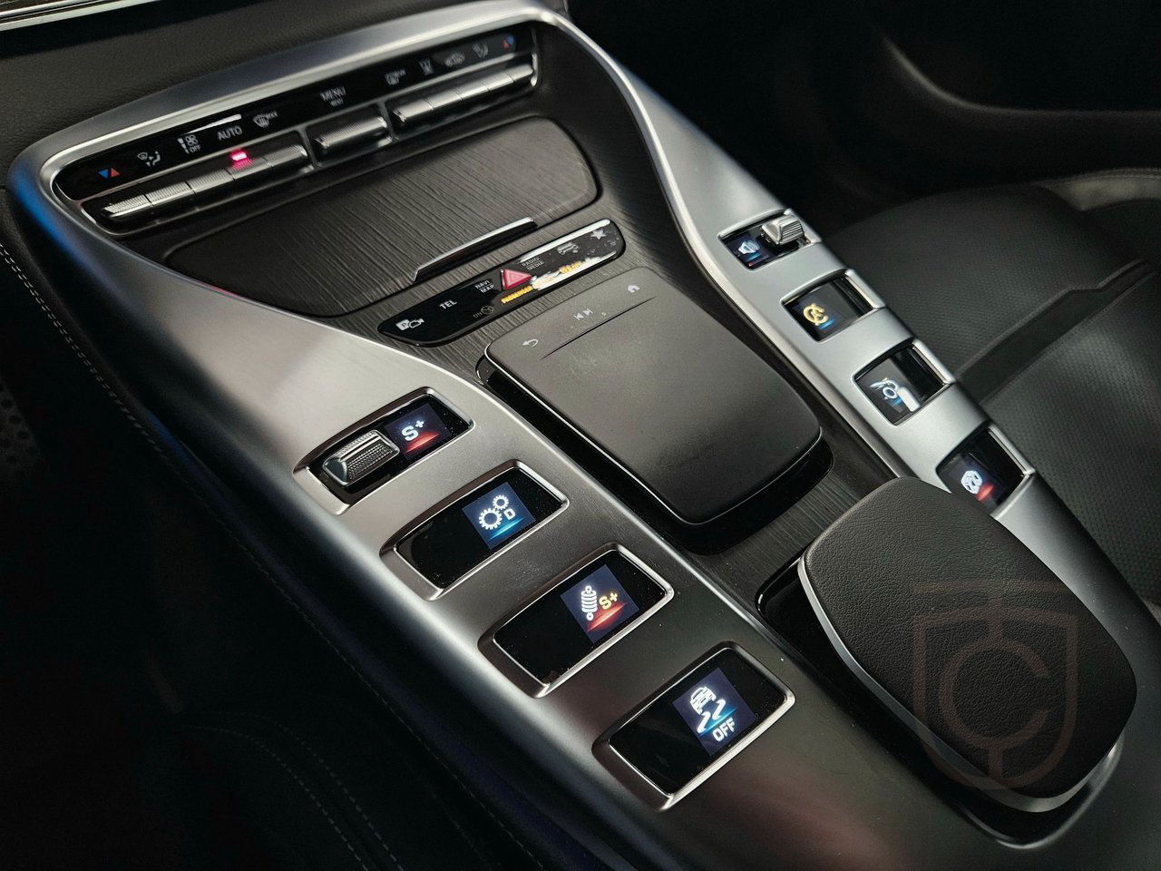 Mercedes-Benz AMG GT 4 43 4MATIC+ Burmester