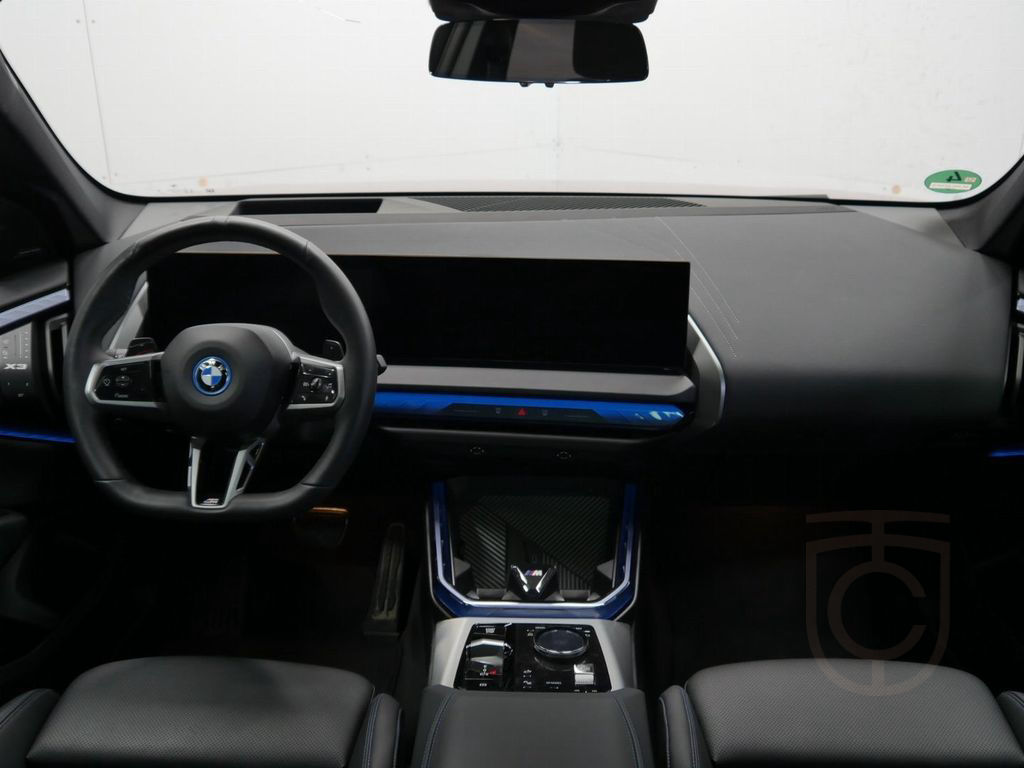 BMW X3 xDrive30e M SPORT PRO+PANO+AHK+E SITZE+KAMERA