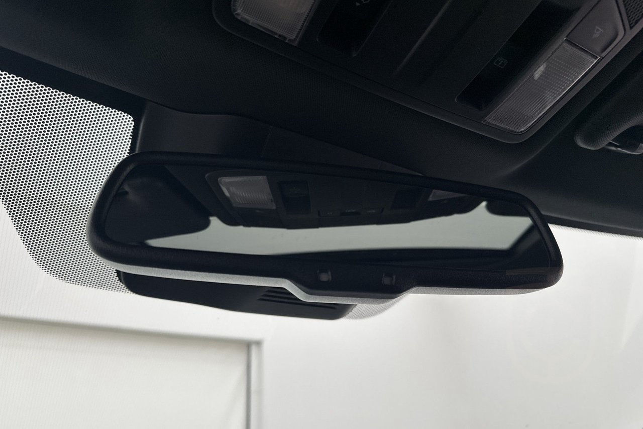 Mitsubishi Eclipse Cross Plug-In 4WD 360