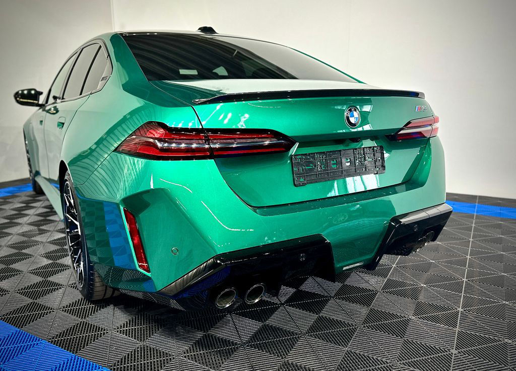 BMW M5 / Ultimate Paket/Prod. 2025/Keramik/Carbon