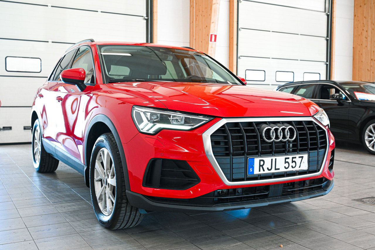 Audi Q3 45 TFSI e S Tronic Proline Sonos