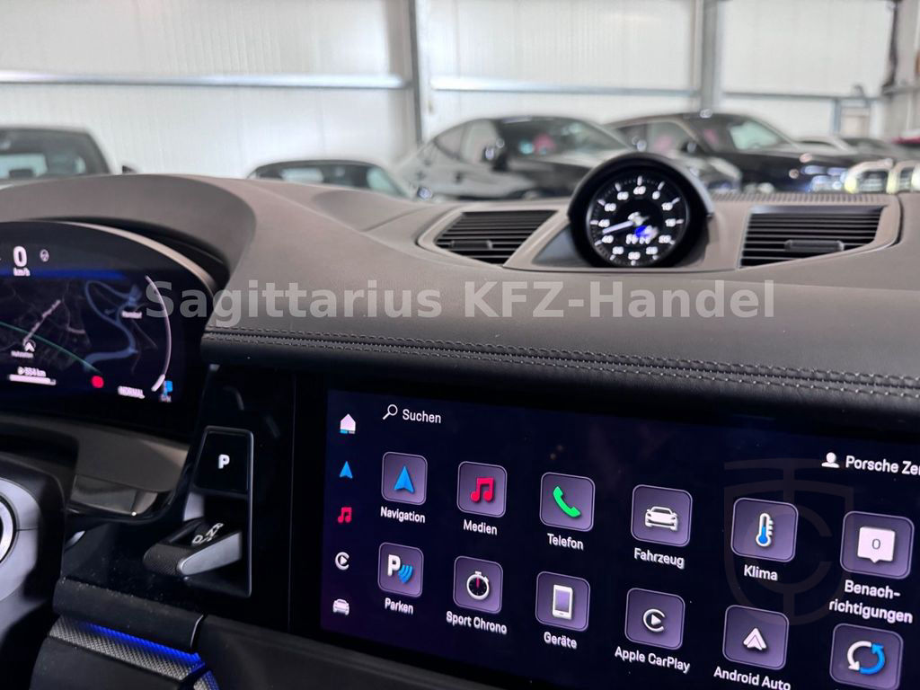 Porsche Panamera 4/InnoD/HUD/3xDisplay/Massage/SAGA/StHz