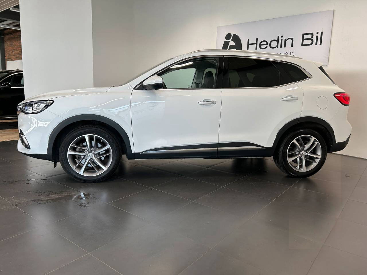 MG EHS PLUG-IN HYBRID LUXURY MY21