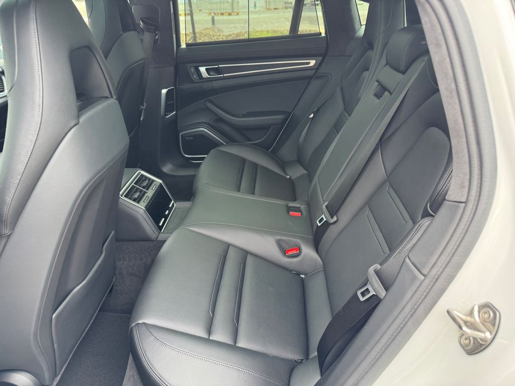 Porsche Panamera GTS Pano/Massage/HeadUp/PDLS+