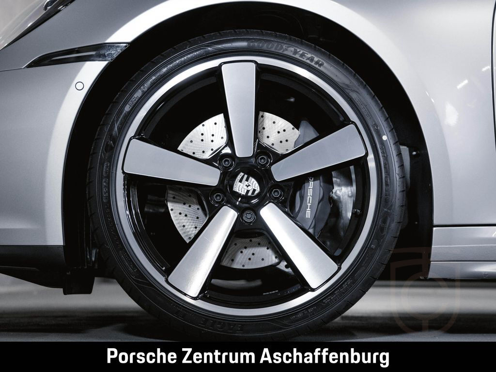 Porsche 911 Carrera Sport Design Paket Sportabg. BOSE