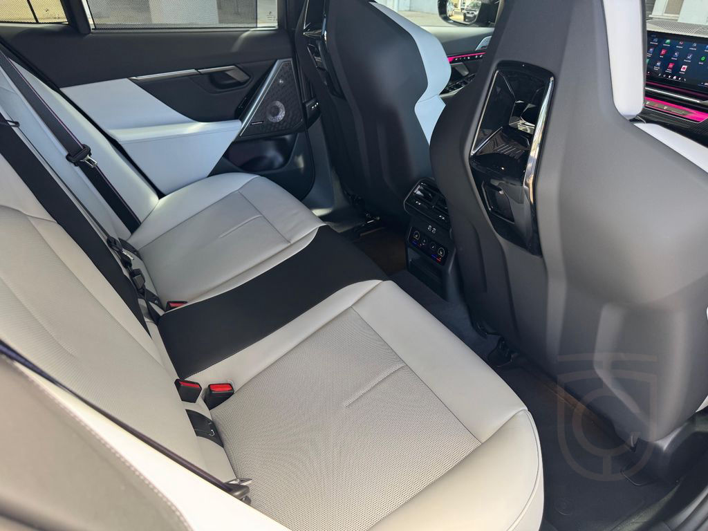 BMW M5 CARBON.BOWERS.SITZBELÜFT.360°DR.ASS.PRO.