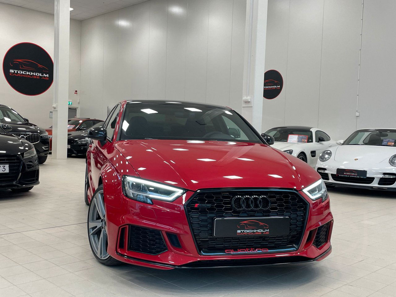 Audi RS3 Sedan Catalunya Red Metallic RS-Chassi