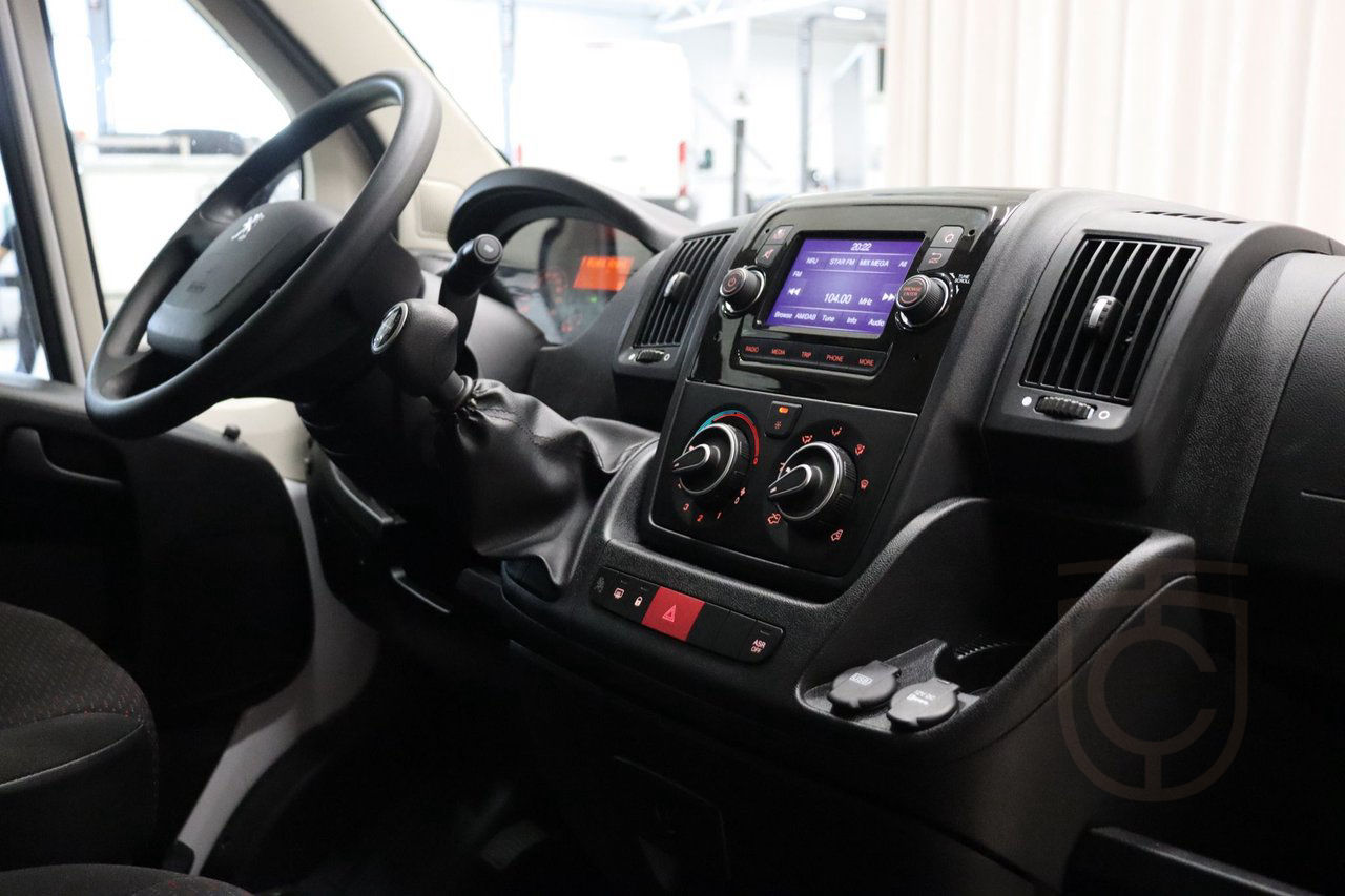 Peugeot Boxer 2.2