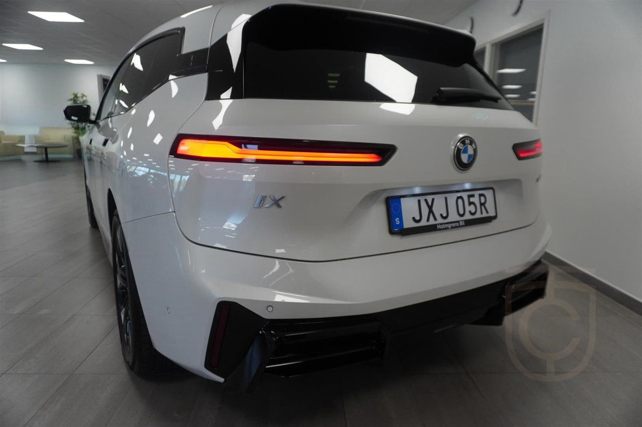 BMW iX xDrive60 M Sport Pro Supercharged Ed