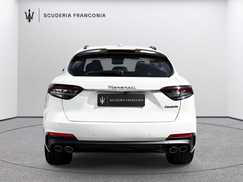 Maserati Levante Modena (Ultima)