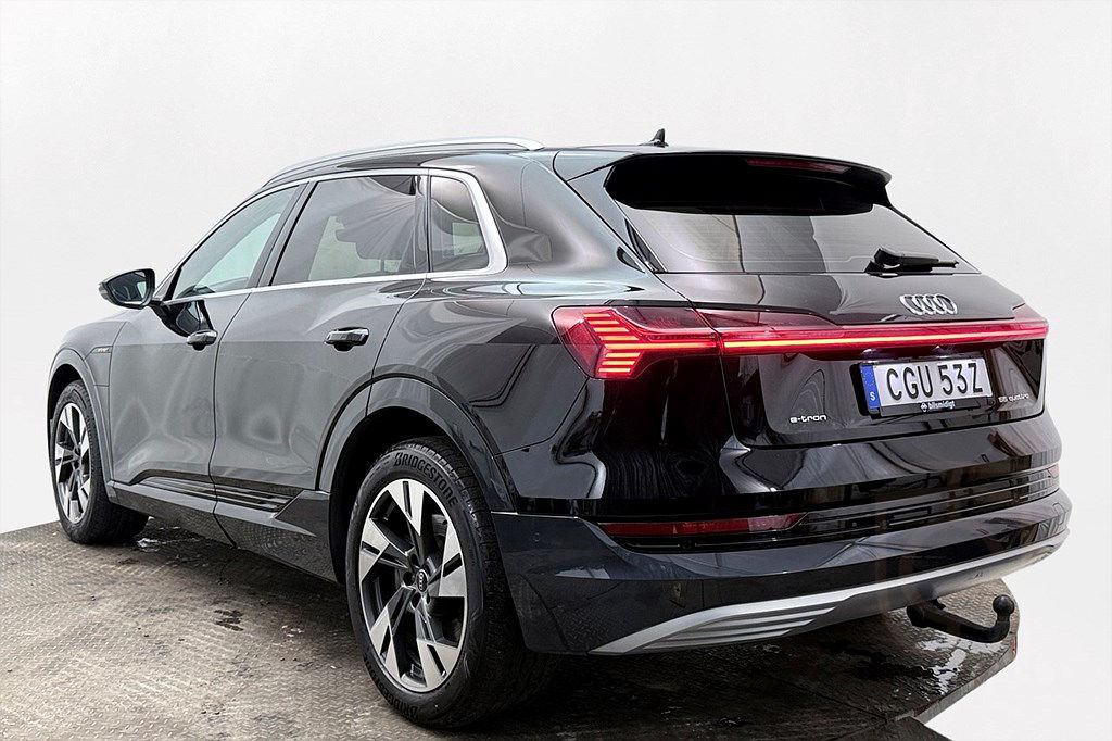 Audi e-tron 55 quattro