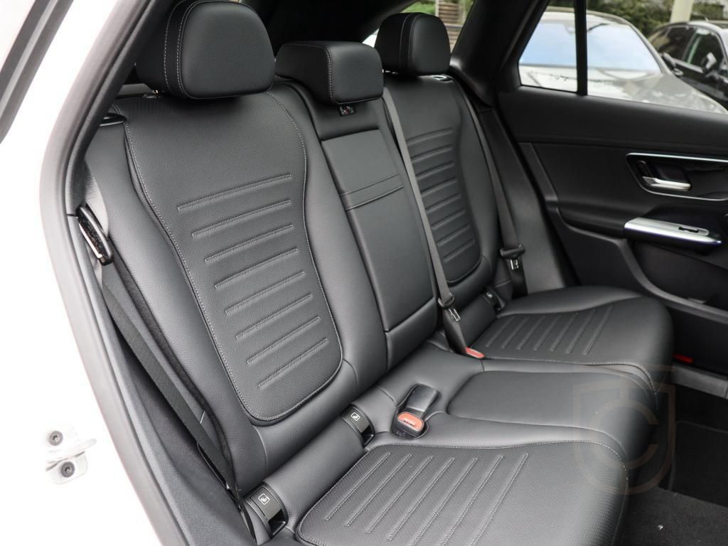 Mercedes-Benz GLC 300 de 4MATIC mit EQ Hybrid Technologie +AMG