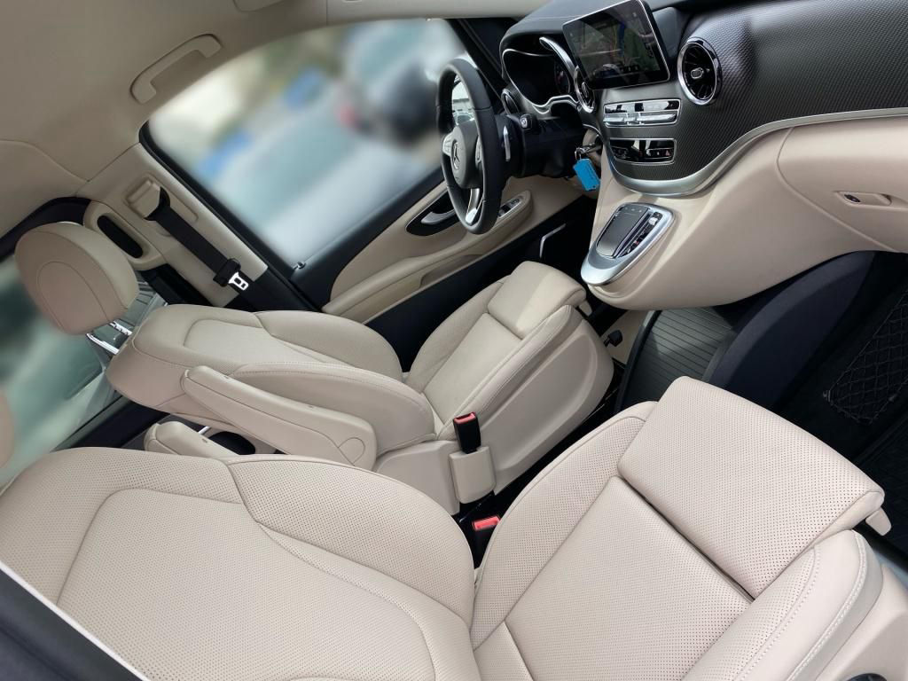 Mercedes-Benz V 300 d long 4x2 *AMG*Avantgarde*Night*AHK*Navi