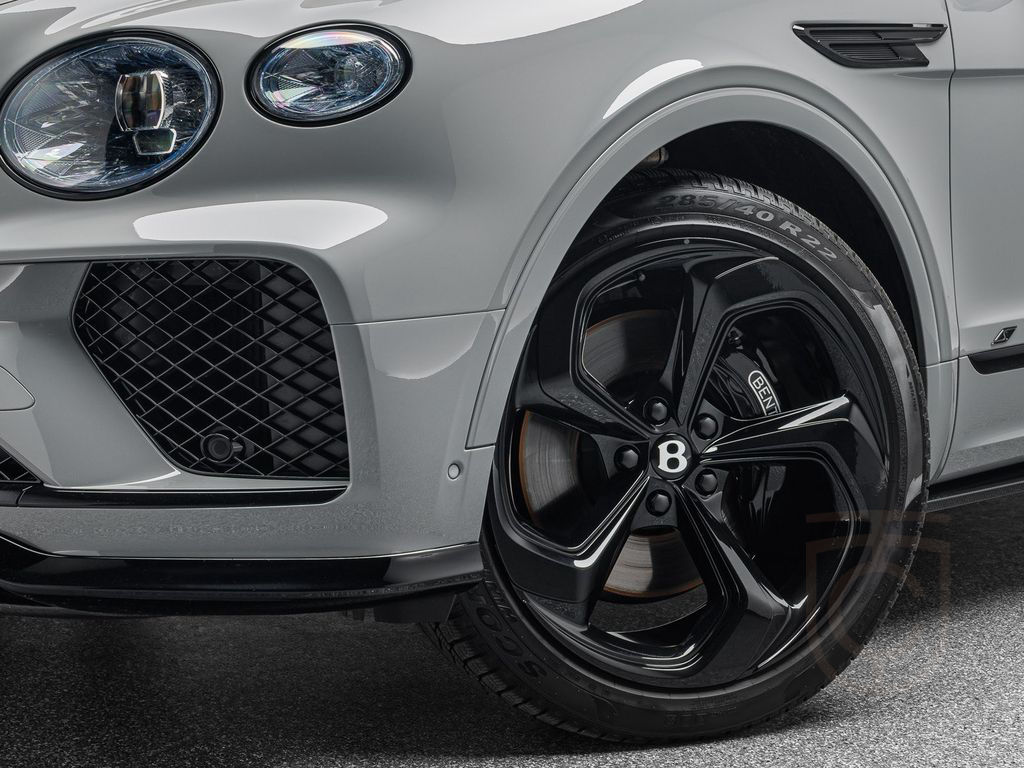 Bentley Bentayga S V8 / Mandarin - Lederfarbe