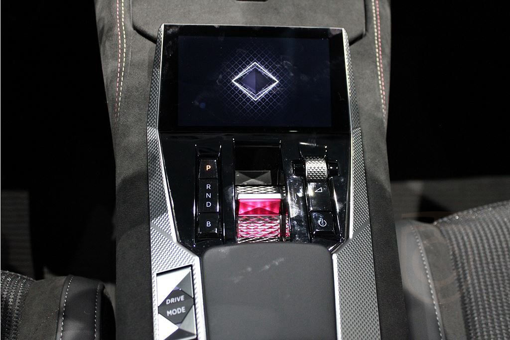 DS 4 Performance Line E-Tense