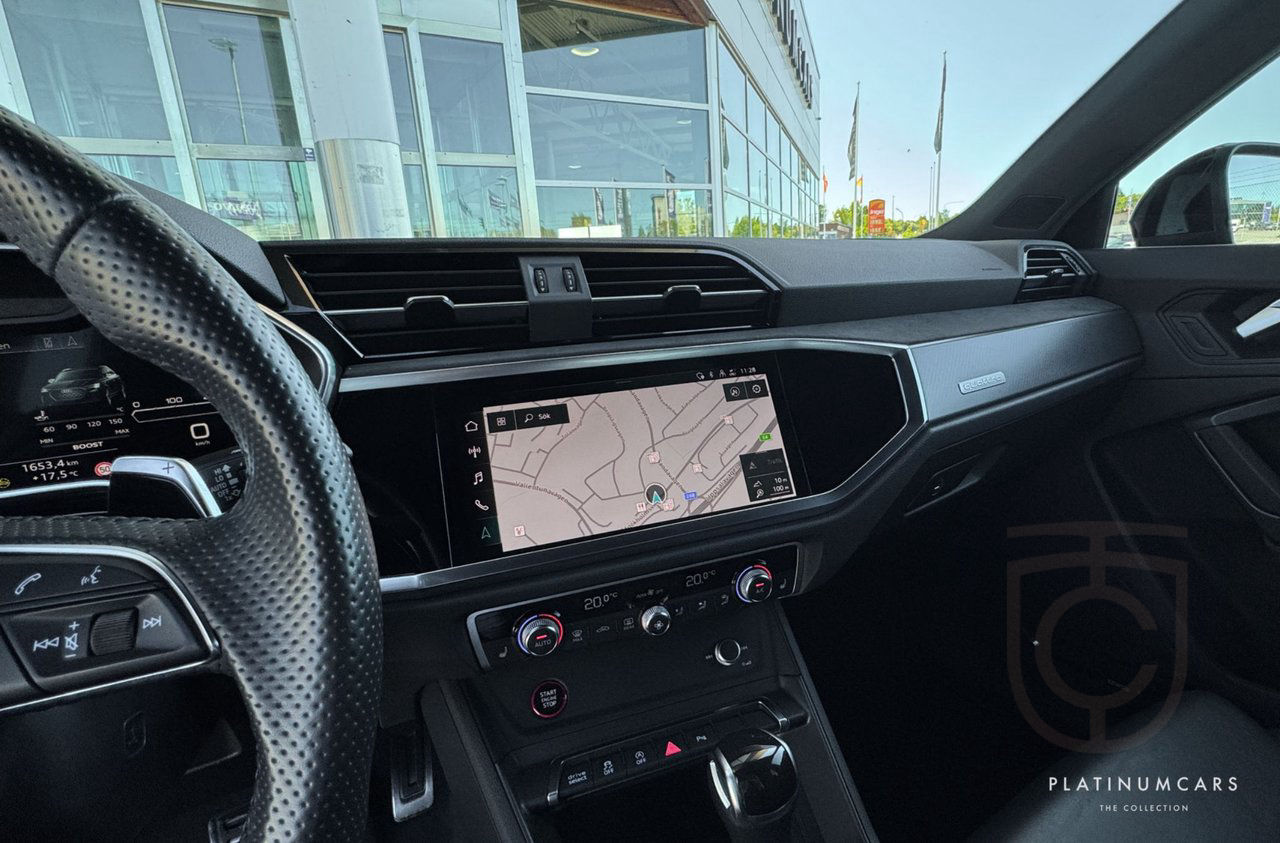 Audi RSQ3 SUV