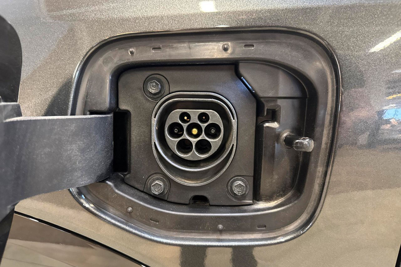 Kia Niro Plug-In-Hybrid Action