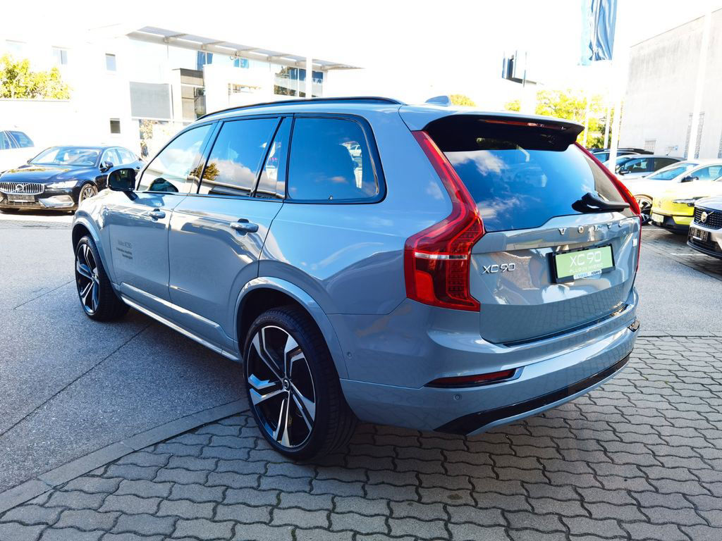 Volvo XC 90 Ultimate Dark Recharge Plug-In Hybrid AWD