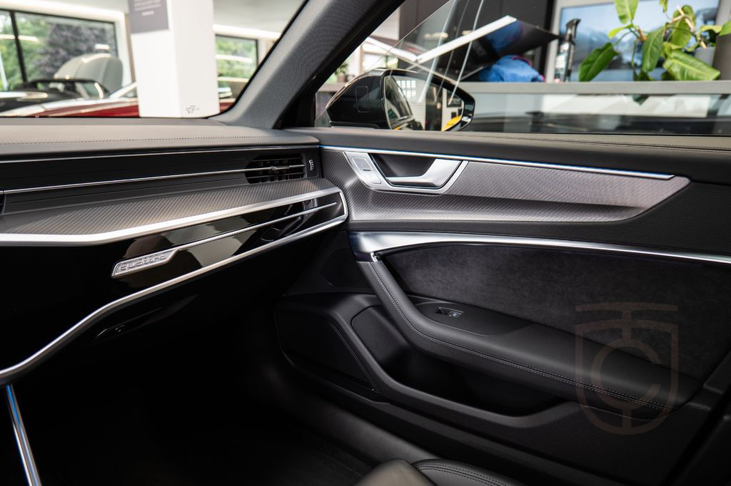 Audi RS6 Matrix-LED/360/HeadUp/Bang&Olufsen/Pano