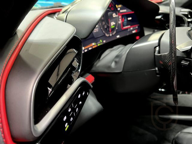 Ferrari 296 GTB Lift Karbon Sitze AFS R Kam Car Play