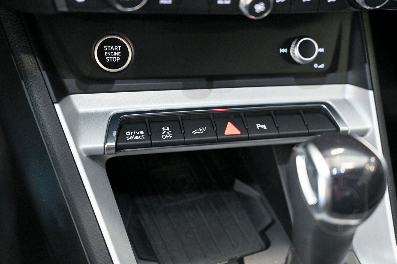 Audi Q3 45 TFSI e S Tronic Proline Sonos