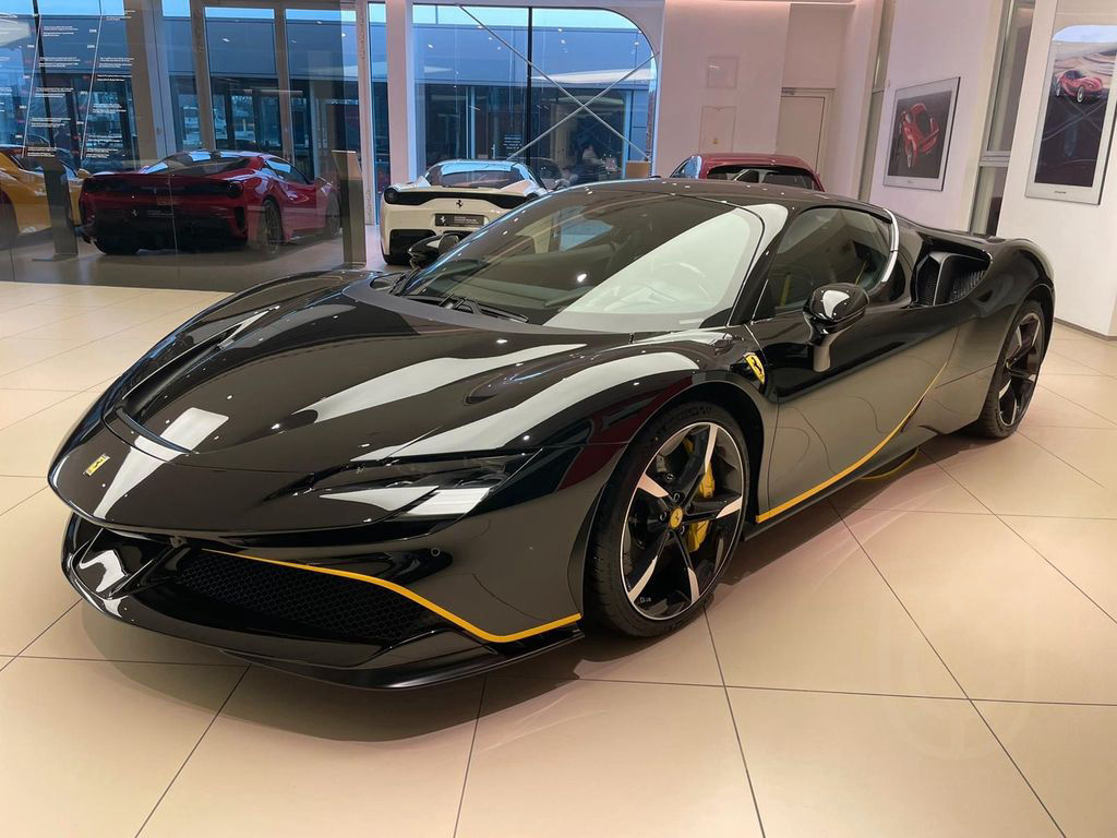 Ferrari SF90 STRADALE