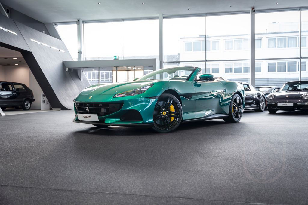 Ferrari PORTOFINO M * VERDE PINO * Disp.*Daytona*JBL*LED