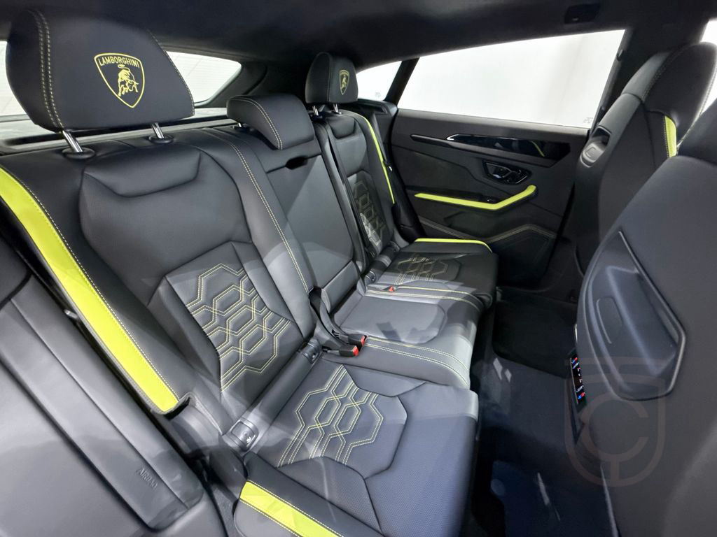 Lamborghini Urus 4.0 V8 PHEV SE