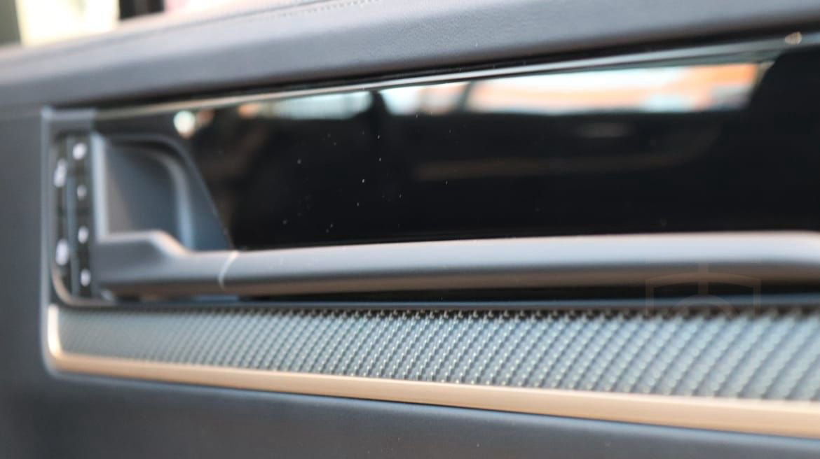 Porsche Cayenne E-Hybrid Cashmere beige metallic