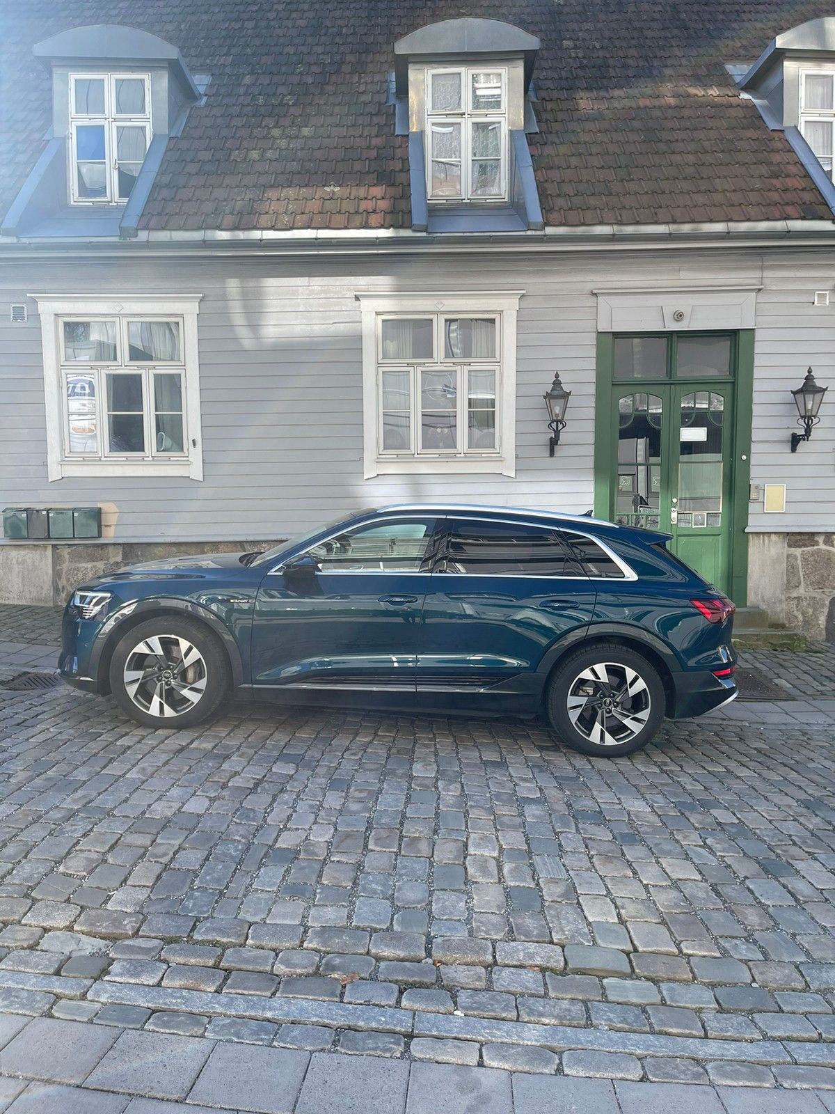 Audi e-tron