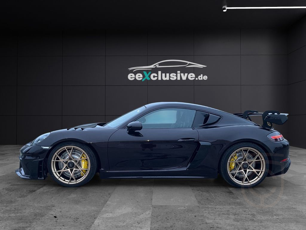 Porsche Cayman GT4 RS Clubsport Weissach Speciale Lift