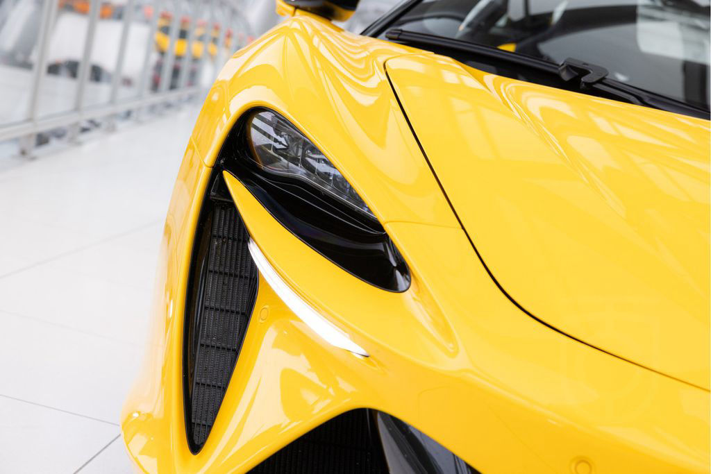 McLaren Artura 3.0 V6 Plug-in | 680pk | Volcano Yellow |