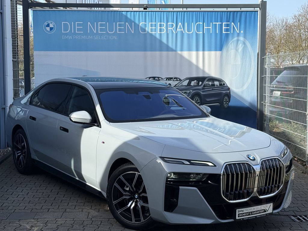 BMW 740d xDrive M Sport AHK StHzg P.SKY Autobahnas.