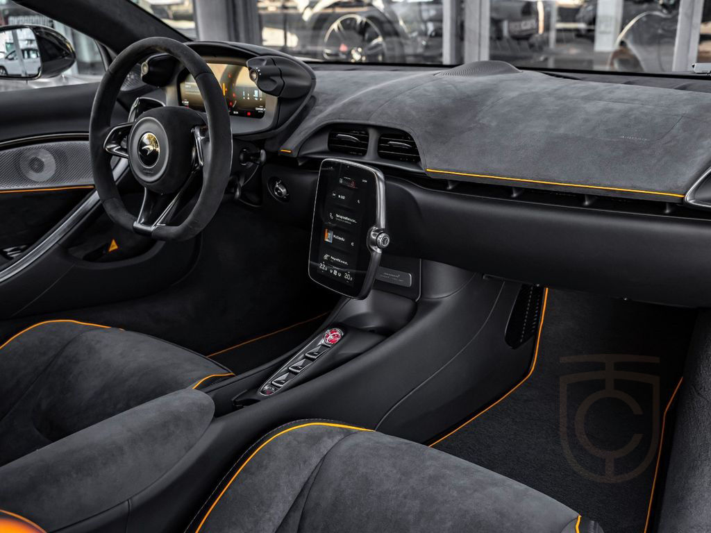 McLaren Artura 680CV *0KM! BRAND NEW! AVAILABLE!