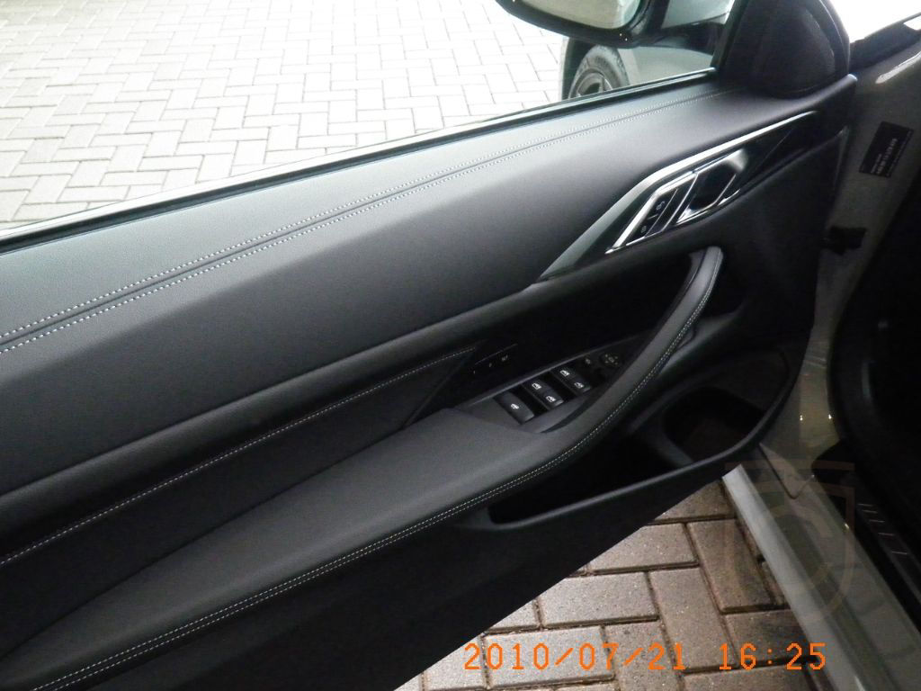BMW 420 i Cabrio Sportpaket Navi Digitales Cockpit M