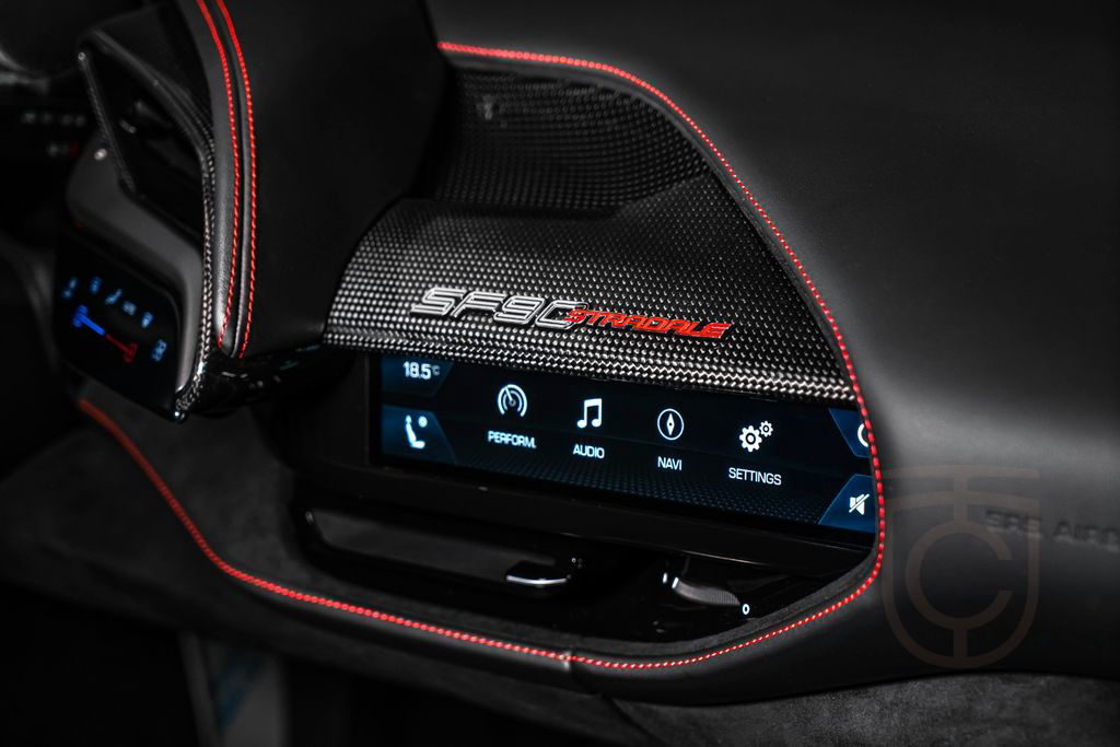 Ferrari SF90 Stradale*Lift*Camera