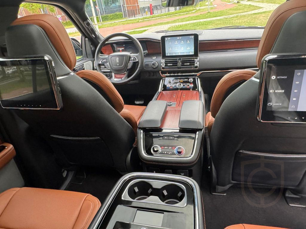 Cadillac Escalade Lincoln Navigator 3.5L V6 Lang Preferre