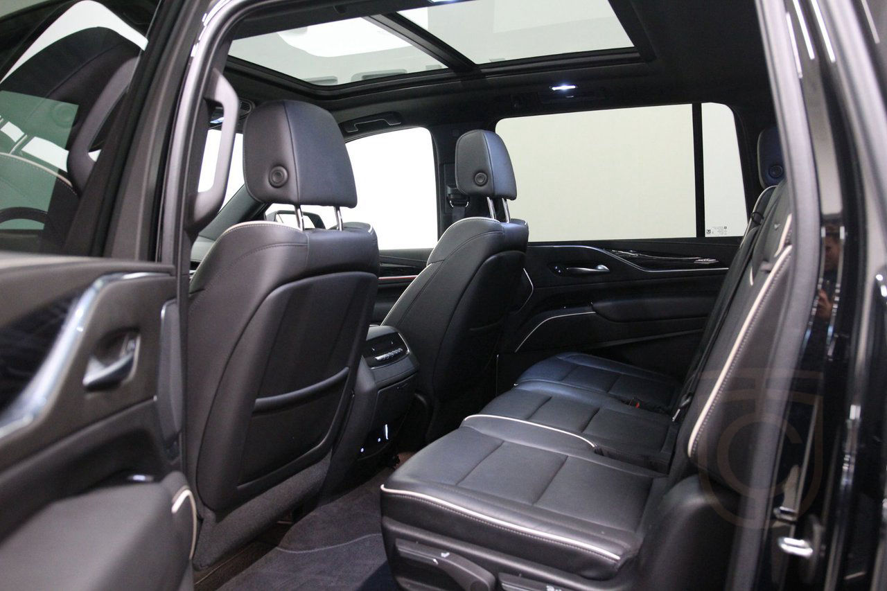 Cadillac Escalade ESV