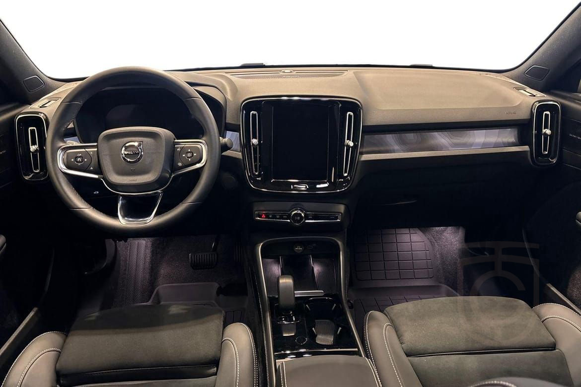 Volvo C40 Recharge Single Motor Extended Range Recharge Exte
