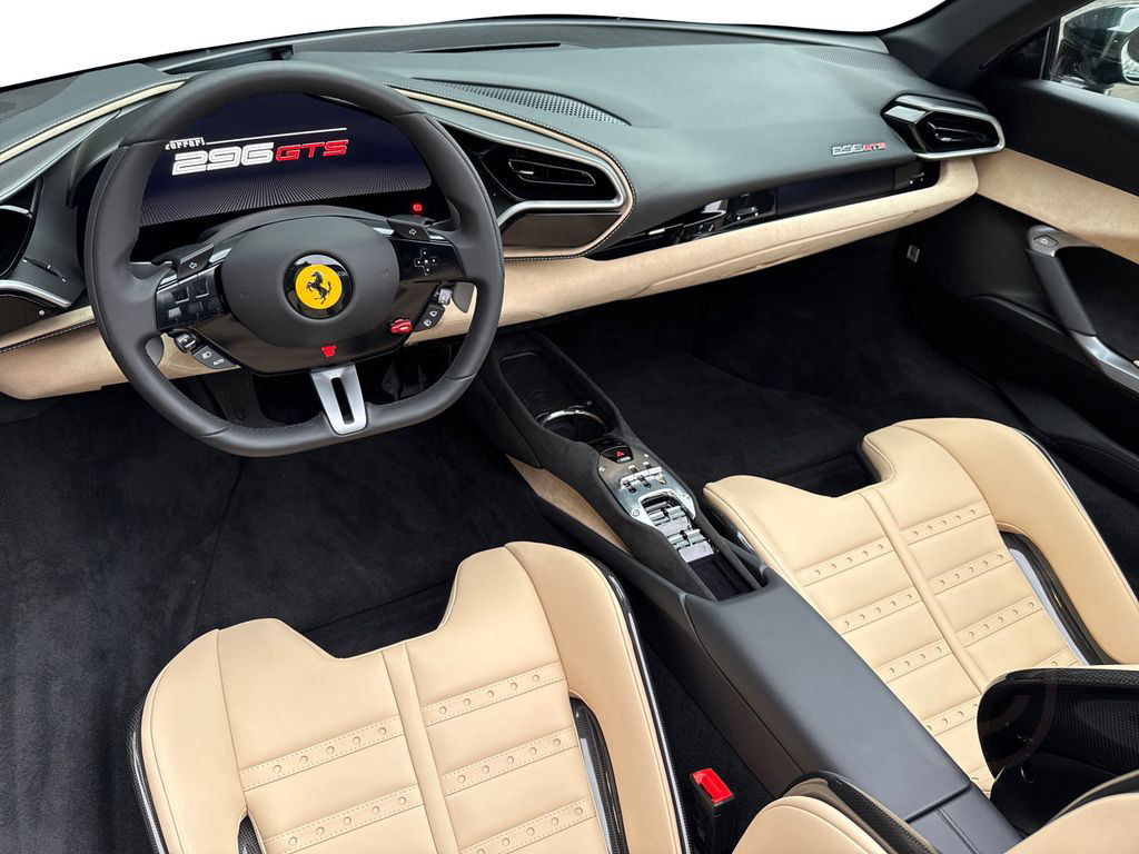 Ferrari 296 GTS 40.000€ an Optionals